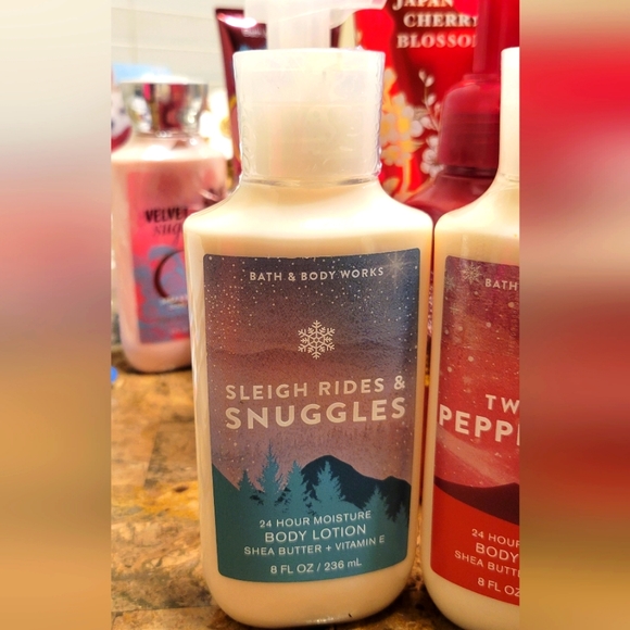 Bath & Body Sleigh Rides + Twisted Peppermint Lotions - Picture 4 of 7
